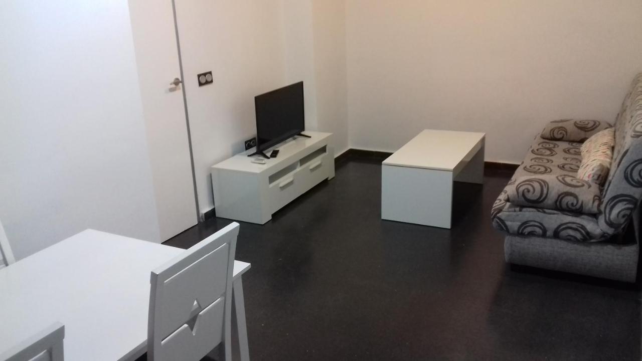 Apartamentos Turisticos Los Angeles Алькасар-де-Сан-Хуан Экстерьер фото