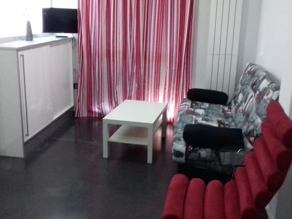 Apartamentos Turisticos Los Angeles Алькасар-де-Сан-Хуан Экстерьер фото